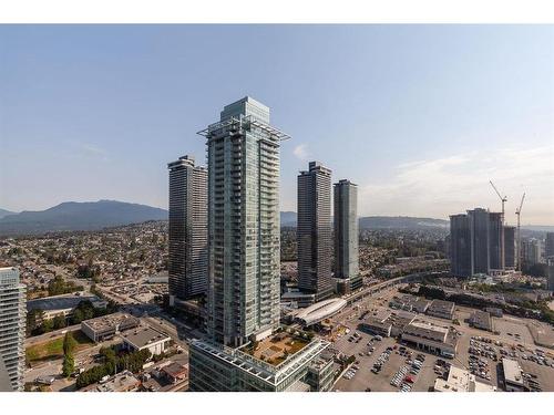 3805 2085 Skyline Court, Burnaby, BC 