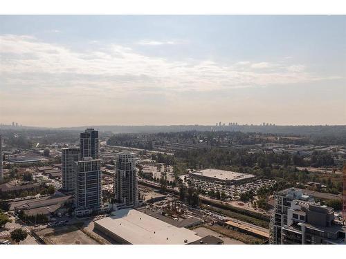 3805 2085 Skyline Court, Burnaby, BC 