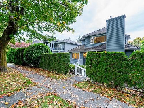 825 W 23Rd Avenue, Vancouver, BC 