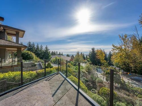 2611 Chelsea Court, West Vancouver, BC 