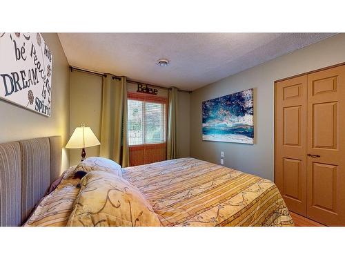 6241 Sechelt Inlet Road, Sechelt, BC 