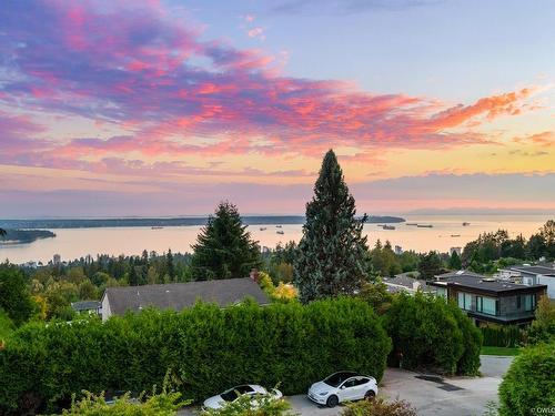 1485 Camelot Road, West Vancouver, BC 