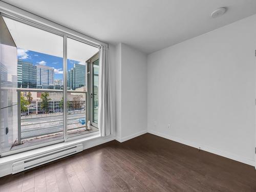 912 161 W Georgia Street, Vancouver, BC 