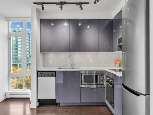 912 161 W Georgia Street, Vancouver, BC 