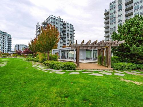 1605 7468 Lansdowne Road, Richmond, BC 