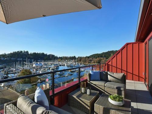 101 263 Gower Point Road, Gibsons, BC 