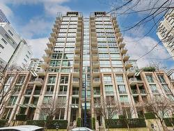 303 1055 RICHARDS STREET  Vancouver, BC V6B 0C2