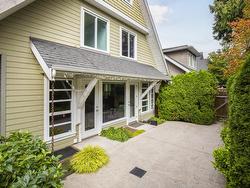 1612 ST. ANDREWS AVENUE  North Vancouver, BC V7L 3L6