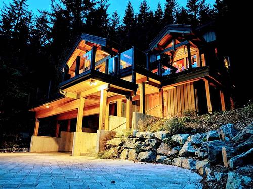 8255 Alpine Way, Whistler, BC 