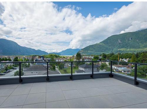 405 38013 Third Avenue, Squamish, BC 