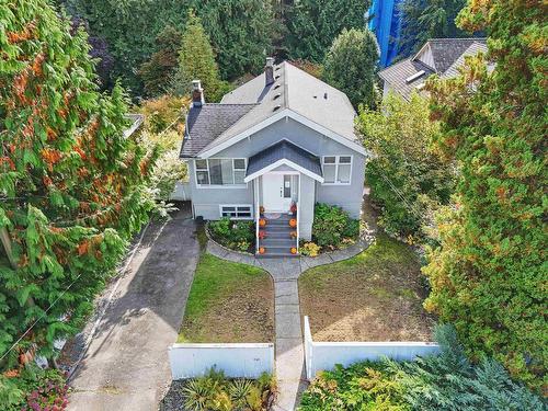 1472 Fulton Avenue, West Vancouver, BC 