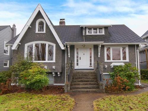 4086 W 13Th Avenue, Vancouver, BC 