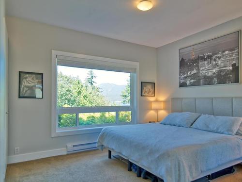 1 5778 Marine Way, Sechelt, BC 