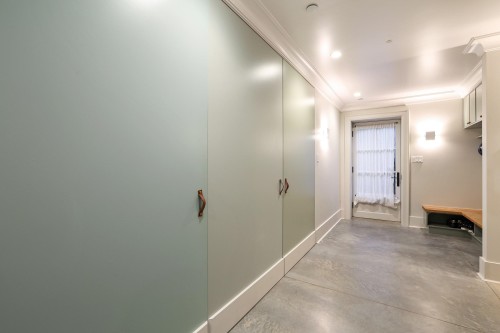 4291 9Th Avenue W, Vancouver, BC 