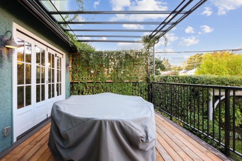 4291 9Th Avenue W, Vancouver, BC 