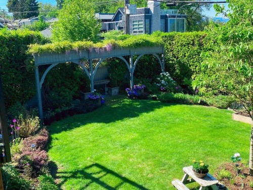 4291 9Th Avenue W, Vancouver, BC 