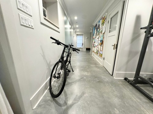 4291 9Th Avenue W, Vancouver, BC 