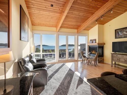 6498 Ember Place, Sechelt, BC 