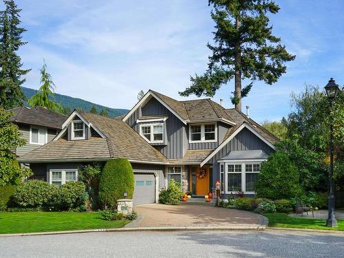 1279 Eldon Road, North Vancouver, BC 