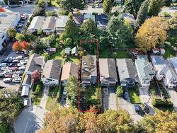 1685 BOWSER AVENUE  North Vancouver, BC V7P 2Y6