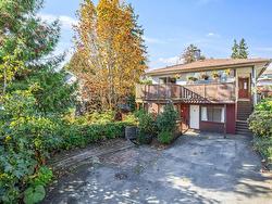 1080 CLOVERLEY STREET  North Vancouver, BC V7L 1N5