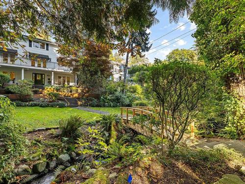 1555 Haywood Avenue, West Vancouver, BC 