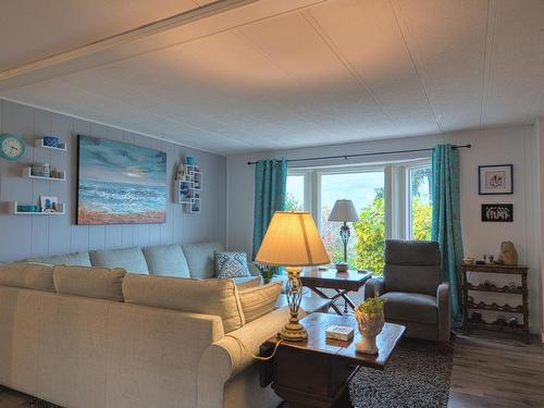 5218 Sunshine Coast Highway, Sechelt, BC 