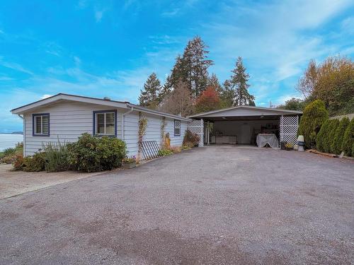 5218 Sunshine Coast Highway, Sechelt, BC 