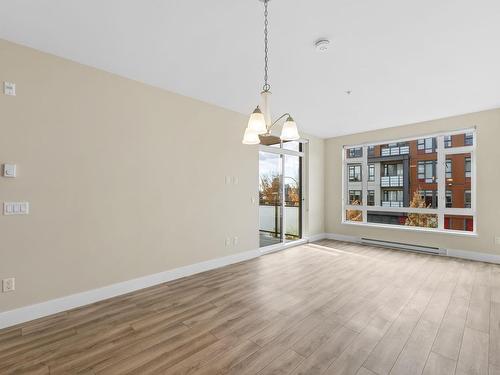 307 4307 Hastings Street, Burnaby, BC 