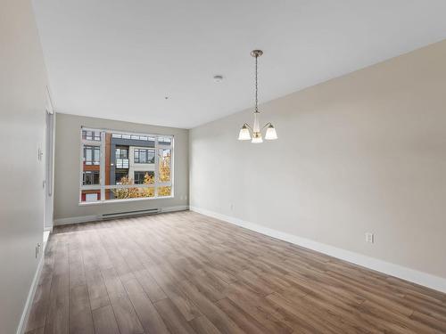 307 4307 Hastings Street, Burnaby, BC 