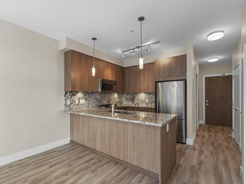 307 4307 Hastings Street, Burnaby, BC 