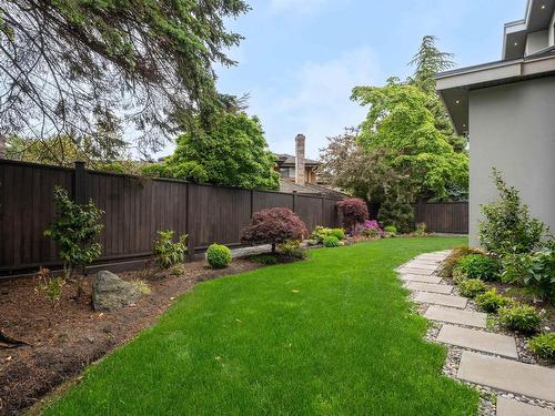 6571 Whiteoak Drive, Richmond, BC 