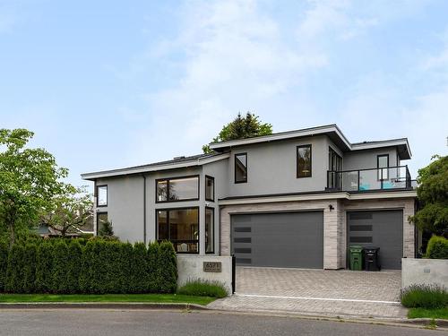 6571 Whiteoak Drive, Richmond, BC 