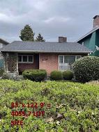 2715 CHEYENNE AVENUE  Vancouver, BC V5R 4R5