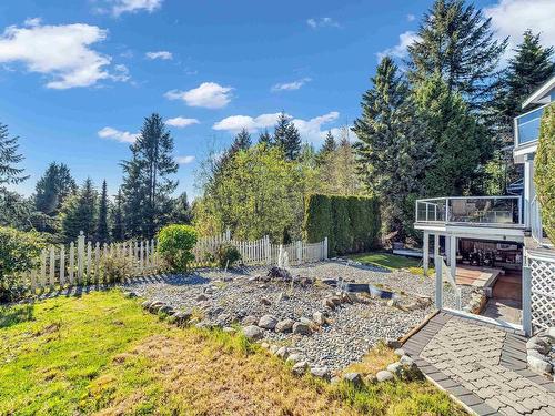 4193 Almondel Court, West Vancouver, BC 