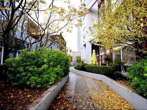 614 933 Seymour Street, Vancouver, BC 