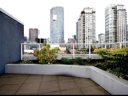 614 933 Seymour Street, Vancouver, BC 