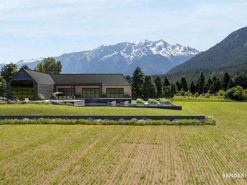 7631 Pemberton Meadows Road, Pemberton, BC 