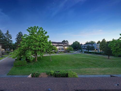 204 8140 Colonial Drive, Richmond, BC 