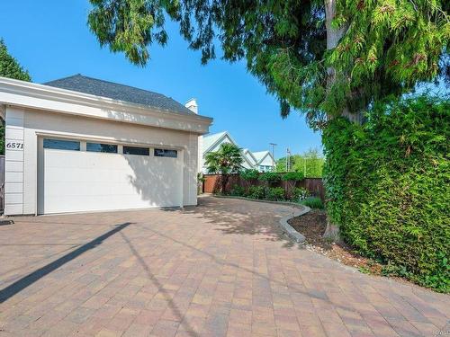 6571 Lynas Lane, Richmond, BC 