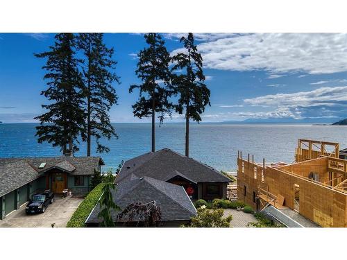 6014 Silverstone Lane, Sechelt, BC 