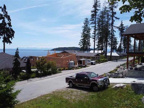 6014 Silverstone Lane, Sechelt, BC 