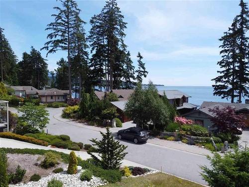 6014 Silverstone Lane, Sechelt, BC 