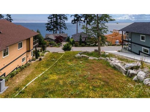 6014 Silverstone Lane, Sechelt, BC 