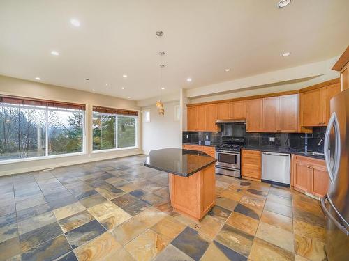 3225 Chartwell Lane, Coquitlam, BC 