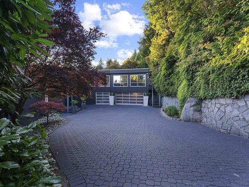 4345 Rockridge Road, West Vancouver, BC 