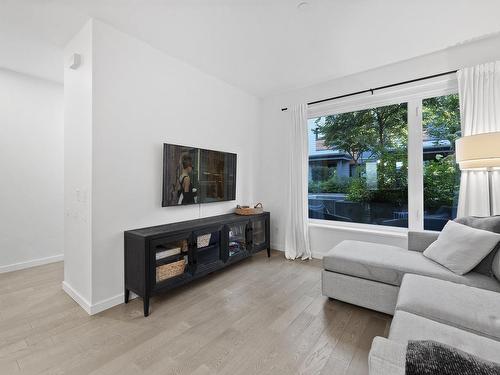 41 528 E 2Nd Street, North Vancouver, BC 