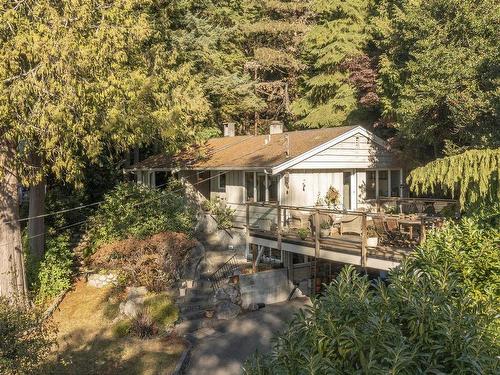 3095 Mathers Avenue, West Vancouver, BC 