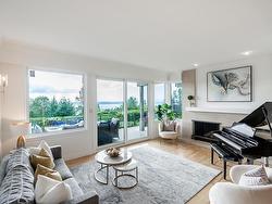 5 2206 FOLKESTONE WAY  West Vancouver, BC V7V 1B2