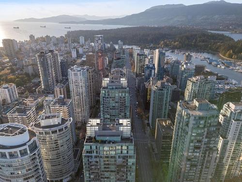 1802 1200 W Georgia Street, Vancouver, BC 